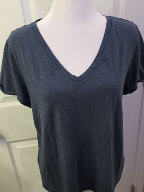 Max Studio Women's V-Neck Short Sleeve Tee - Heather Navy Blue Size XL